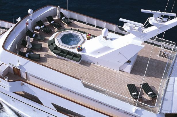 Motor Yacht Esmeralda Charters